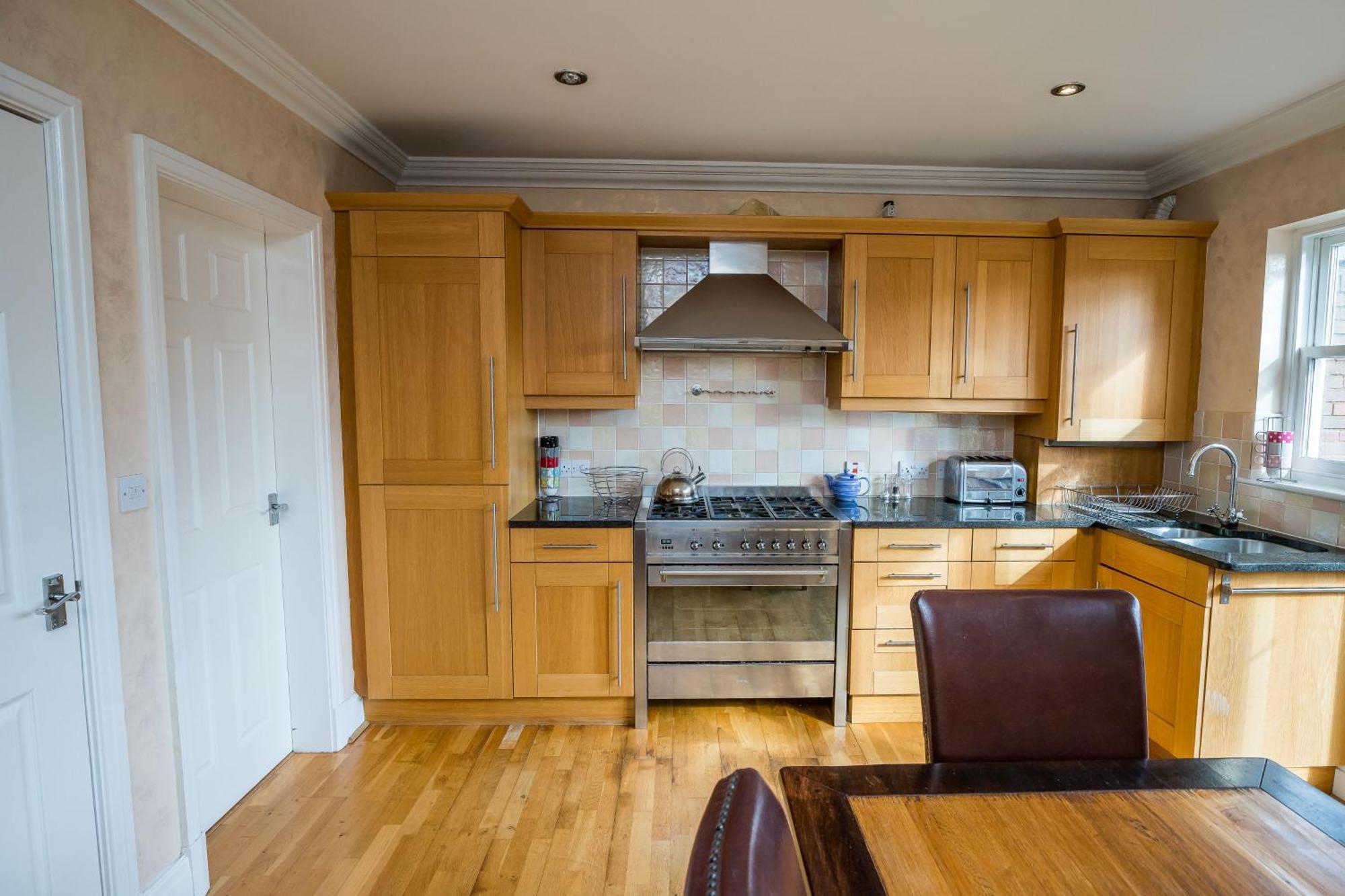 Spacious, 3 Bed House For 6 In Central Chester Hotel Luaran gambar