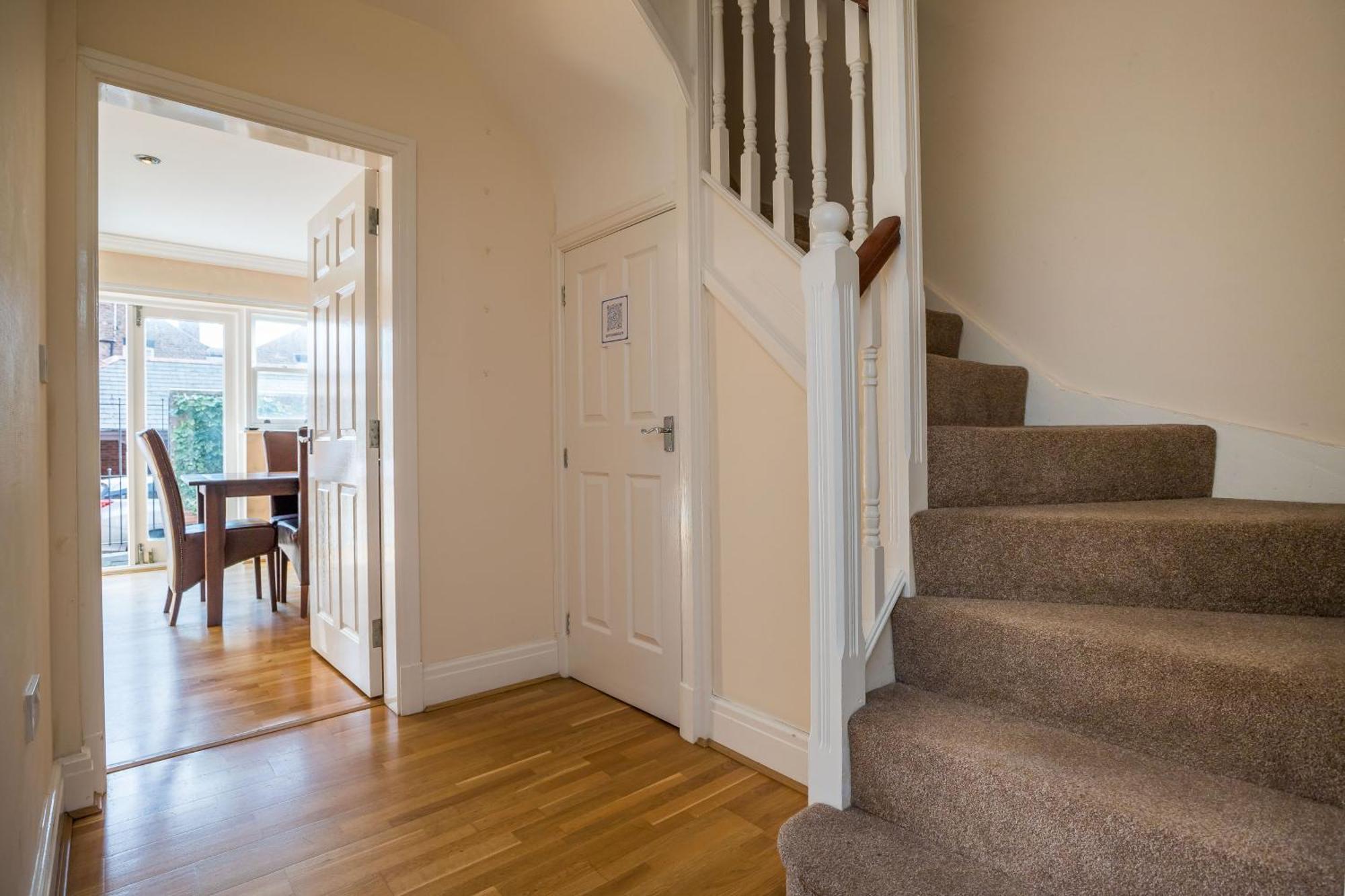 Spacious, 3 Bed House For 6 In Central Chester Hotel Luaran gambar