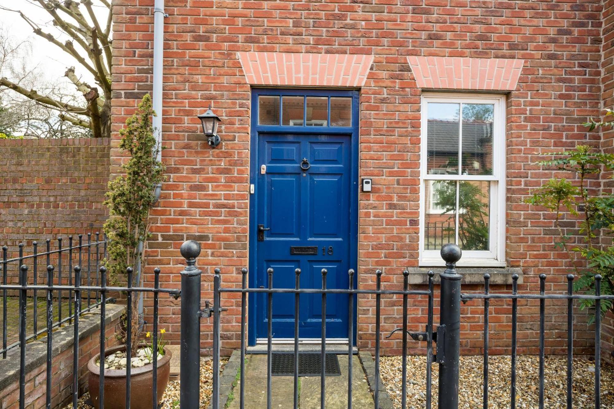 Spacious, 3 Bed House For 6 In Central Chester Hotel Luaran gambar