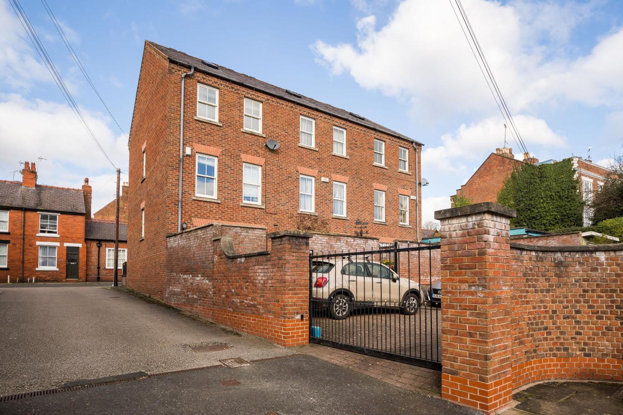 Spacious, 3 Bed House For 6 In Central Chester Hotel Luaran gambar